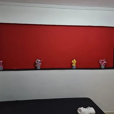 Alojamento de Acomodação e Pequeno-almoço Relax An' Chill *